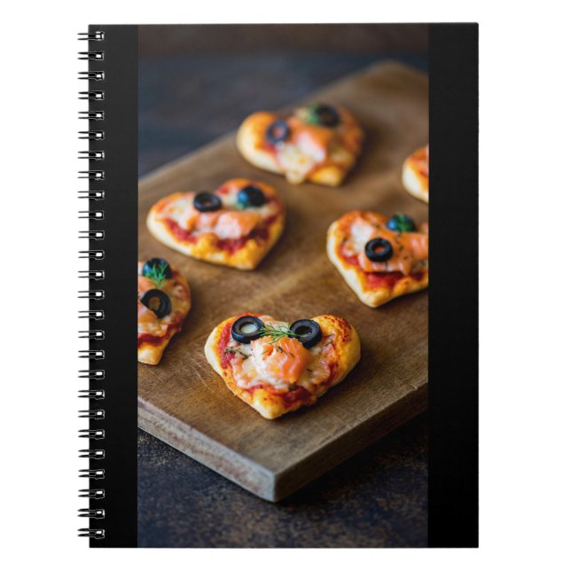 Carnet Heart-Shaped Salmon Pizza Bites (Devant)
