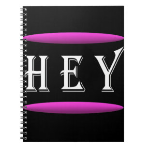 Carnet Hey design d'art en noir et violet plus logo blanc