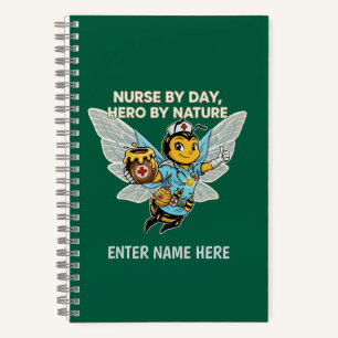 Carnet Infirmière abeille héroïne rétro dessin animé soin