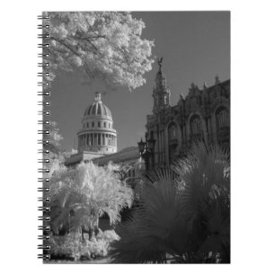 Carnet Infra rouge du dôme du bâtiment du Capitole à La H