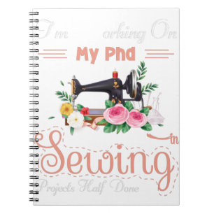 Carnet Je travaille sur mes projets de doctorat à moitié