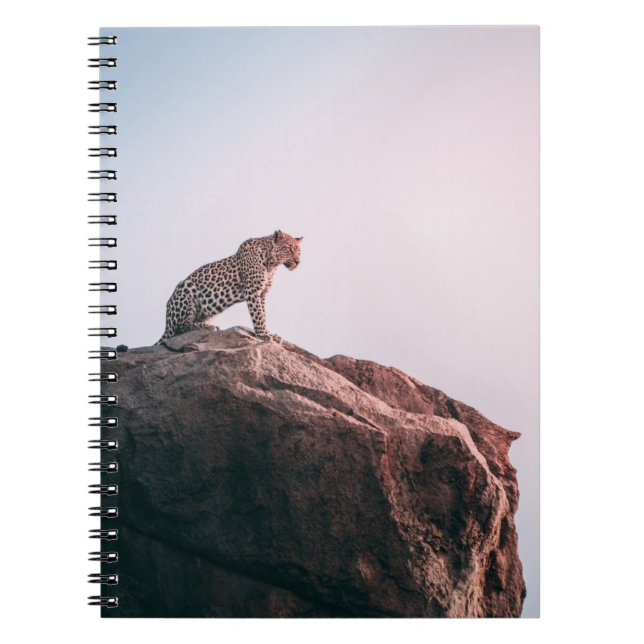 CARNET LEOPARD EN HAUT DE LA MONTAGNE (Devant)
