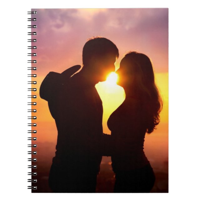 Carnet Les couples silhouettent au coucher du soleil (Devant)