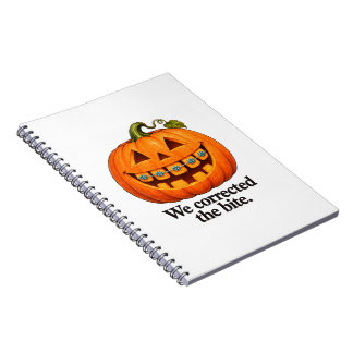 Carnet L'humour dentaire de la citrouille mordue corrigée