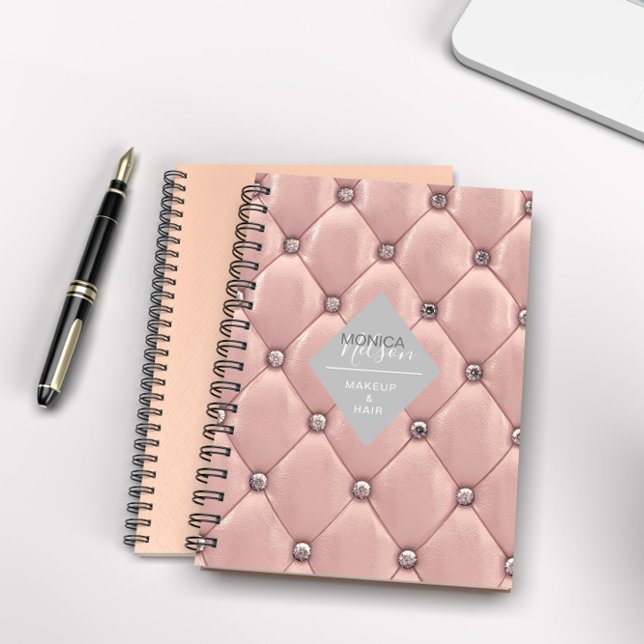 Carnet luxueux rose or tufted monogramme (Créateur téléchargé)