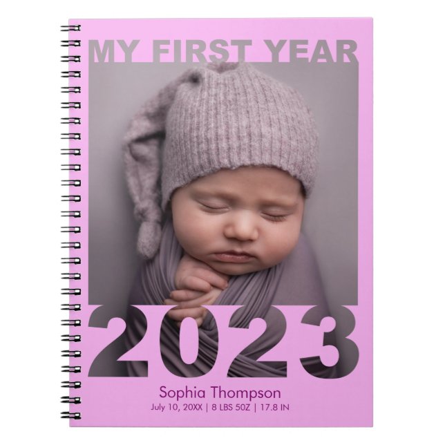 Carnet Ma première année 2023 Découpe moderne bébé photo  (Devant)