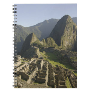 Carnet Machu Picchu, ruines de la ville inca, Pérou.