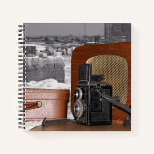 Carnet Magnétoscope analogique vintage et radio rétro
