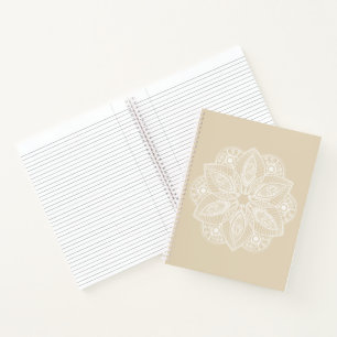 Carnet Mandala blanc exotique sur Arrière - plan beige