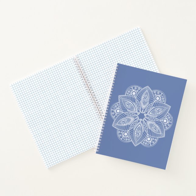 Carnet Mandala blanc exotique sur Arrière - plan bleu (Intérieur)