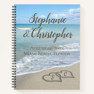 Carnet Mariage de plage Coeurs Monogrammes dans le sable