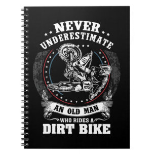 Carnet Mens Dirt Bike Funny ne sous-estime jamais la viei