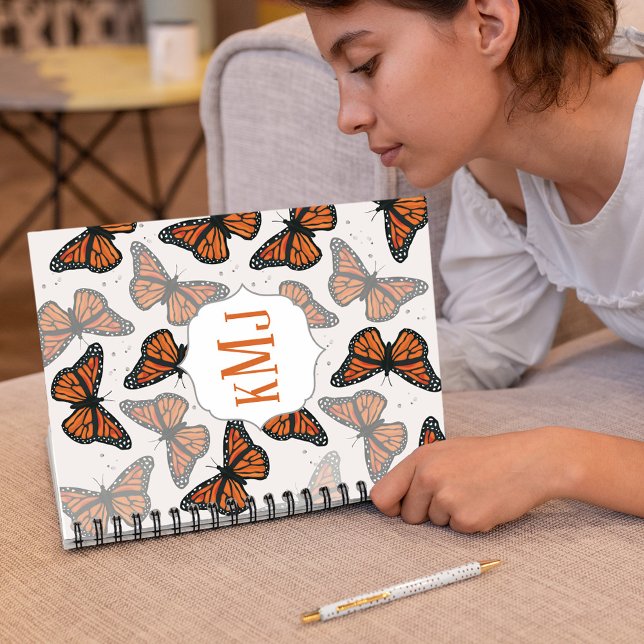 Carnet Monogramme Monarque Papillons personnalisés (Botanical monarch butterflies spiral notebook)