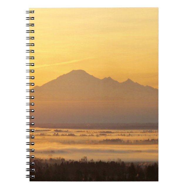 Carnet Morning Mountain Magic. (Devant)