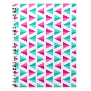 Carnet Motif bleu géométrique de triangles de rose et