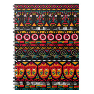Carnet Motif décoratif sur un arrière - plan noir en Afri