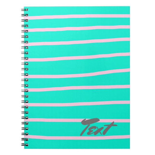 Carnet motif rose mignon de rayures sur un arrière - plan (Devant)
