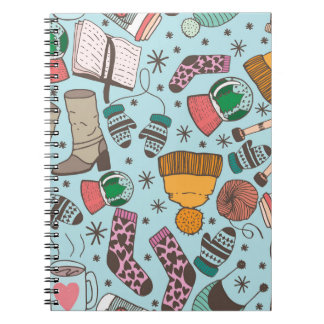 Carnet Motif Sketch Doodle de mode hivernale