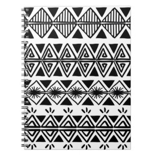 Carnet motif tribal vintage avec main noire et blanche d