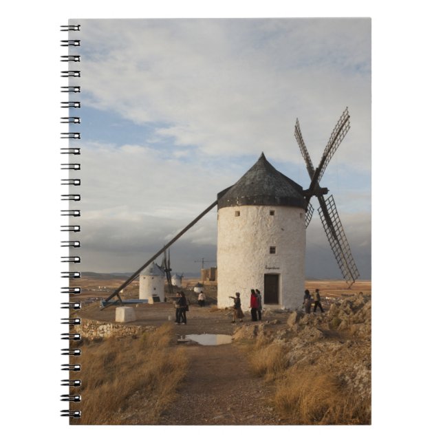 Carnet Moulins à vent antiques de La Mancha, avec des vis (Devant)