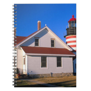 Carnet NA, États-Unis, Maine.  Phare de West Quoddy près 