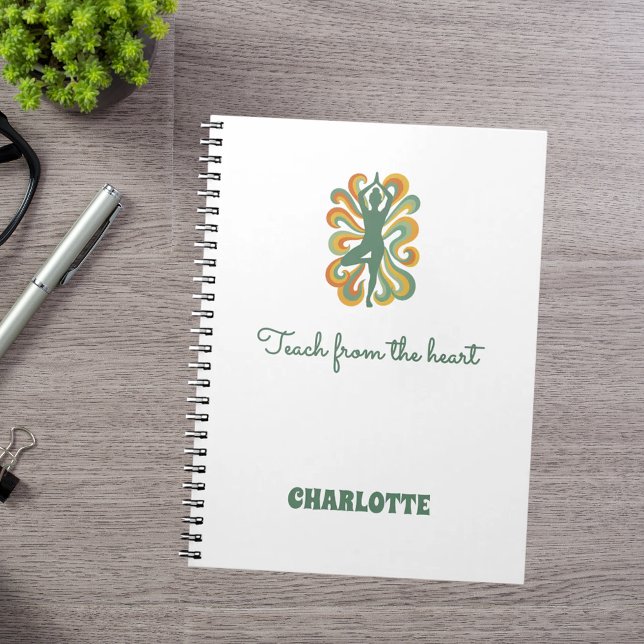 Carnet Nom de slogan rétro vert orange tourbillonne pose  (Créateur téléchargé)