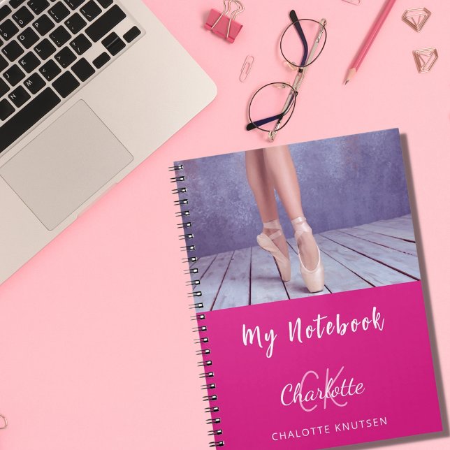 Carnet Nom monographique blanc rose vif photo (Créateur téléchargé)