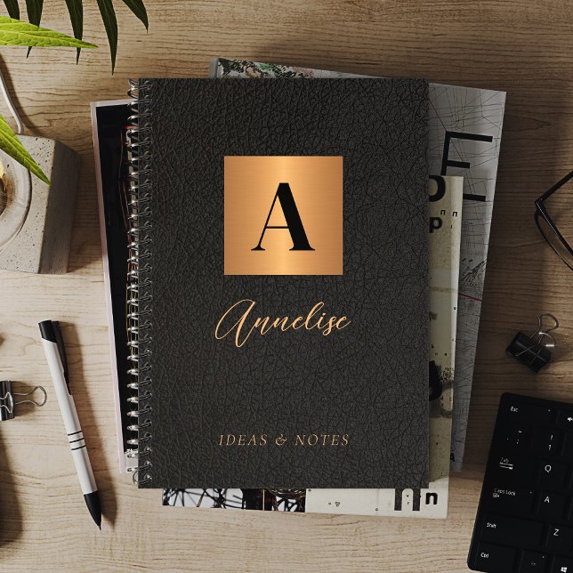 Carnet Nom monographique personnalisé en or noir (Créateur téléchargé)