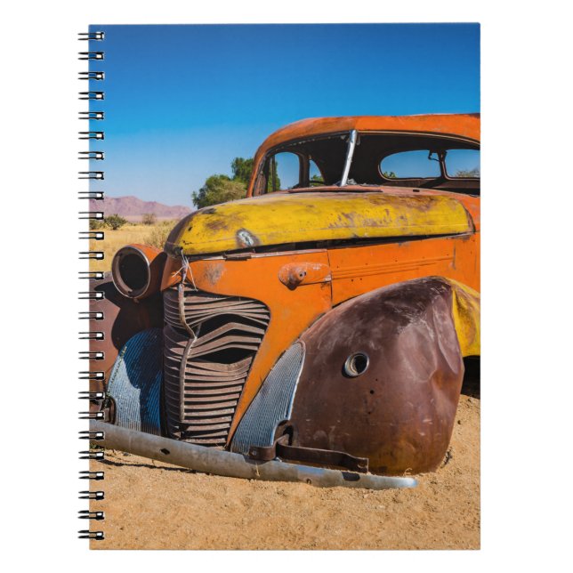 Carnet Old and abandoned car in Solitaire, Namibia (Devant)