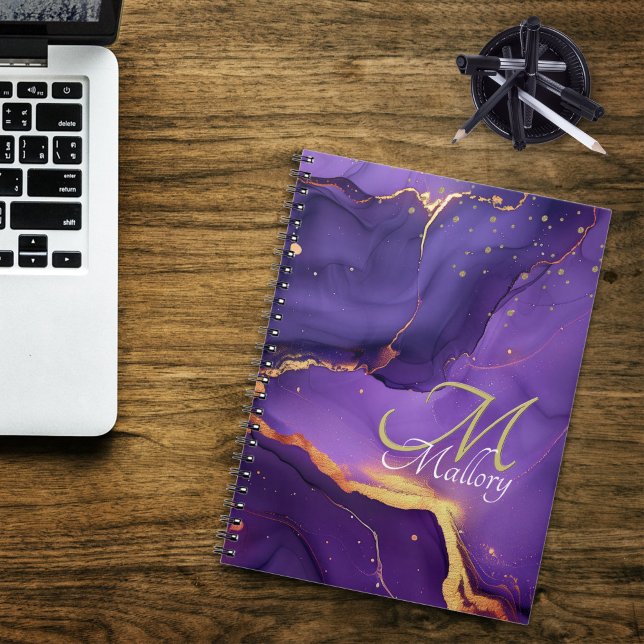 Carnet Or et mauve Agate 💜 ✨ Élégant Script Monogramme (Gold and Purple Agate 💜✨Elegant Script Monogram Notebook |  Try on your monogram on screen now!)