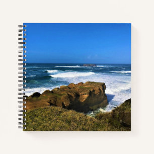 Carnet Otter Rock au parc d'état de Devil's Punchbowl, O