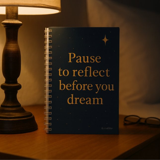 Carnet Pause to Reflect  – Midnight Blue Minimalist  (Pause to reflect before you dream notebook - night routine)