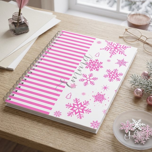 Carnet Personalized Pink Christmas Snowflake Notebook (Créateur téléchargé)