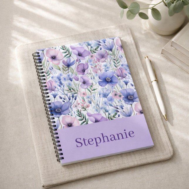 Carnet Personnalisé Fleurs Violettes Élégant Nom P (Créateur téléchargé)