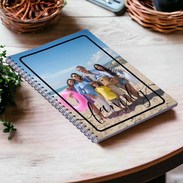 Carnet Photo de famille personnalisée (Family Photo Personalized Custom Notebooks from Ricaso. Add your own photograph)