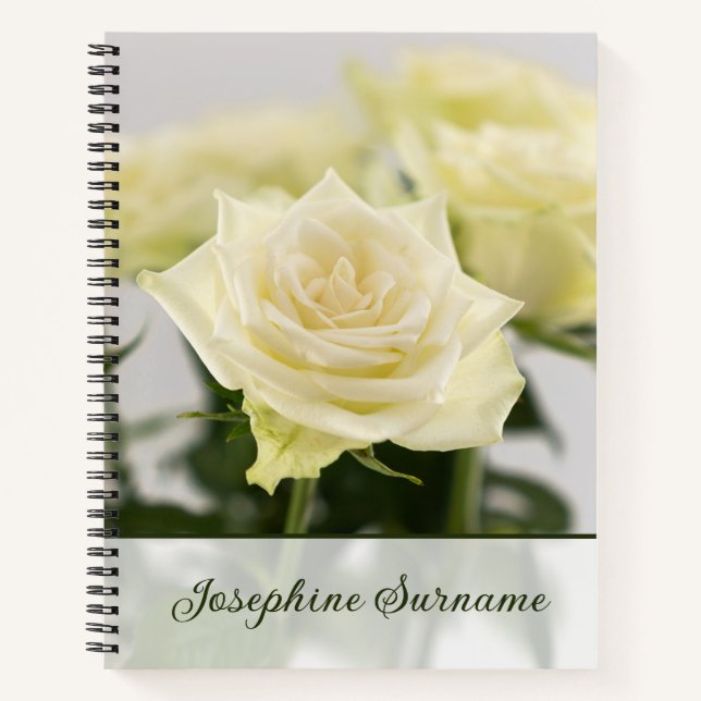 Carnet Photographie de fleurs de rose blanches classiques (Devant)