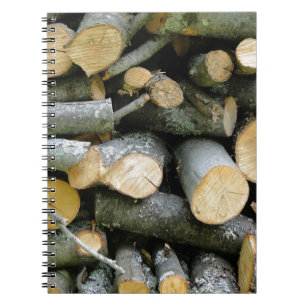 Carnet Pile de bois de chauffage coupé empilé