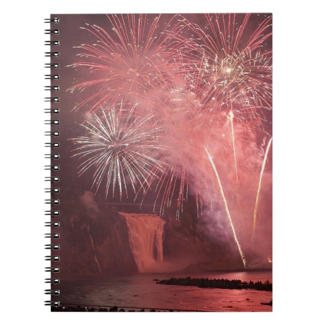 Carnet Québec, Québec, Canada. Feux d'artifice au Parc 2 (Devant)