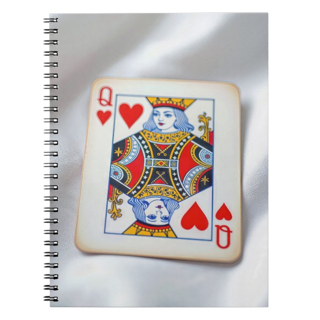 Carnet Queen of Hearts On White Satin Fabric (Devant)