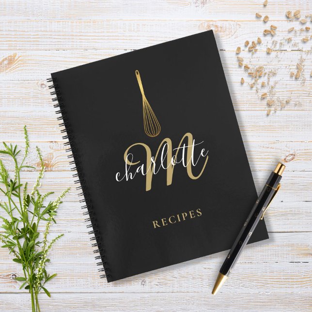 Carnet Recette de fouet noir or monogramme de script  (Créateur téléchargé)