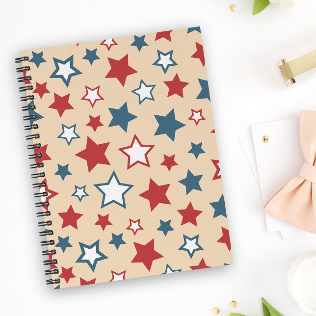 Carnet Red and Blue Stars, 4th of July, Beige Background (Créateur téléchargé)