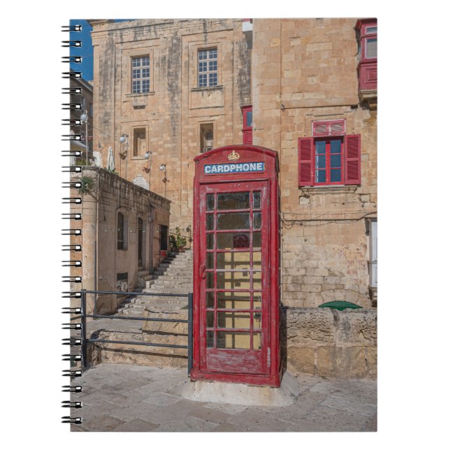 Carnet Red telephone booth in Valletta Malta (Devant)