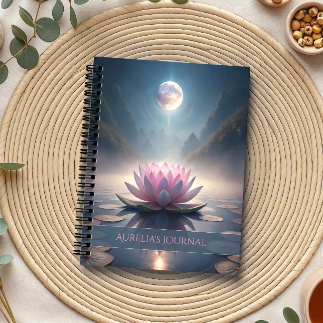 Carnet Réflexion Pleine lune - Sorcière lunaire Spirituel (Full Moon Reflection – Lunar Witch Spiritual Notebook on a boho table with herbs and a cup of tea)