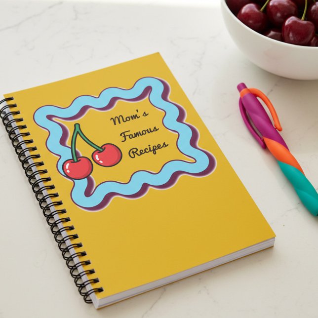 Carnet Retro Kitsch 70s Cherry Moms Famous Recipes Book (Kitsch notebook for moms famous recipes with retro cherries by Darling & May)