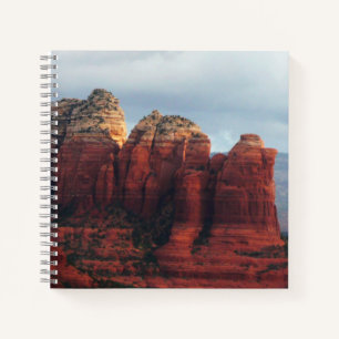 Carnet Roche à café nuageux à Sedona Arizona