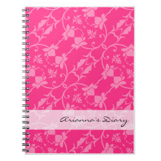 Carnet rose de journal intime de damassé