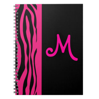 Carnet rose de monogramme de rayure de zèbre