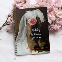 Rose de pays rose et Bottes de garçon Mariage de l