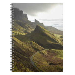 Carnet Route montant vers The Quiraing, île de Skye,