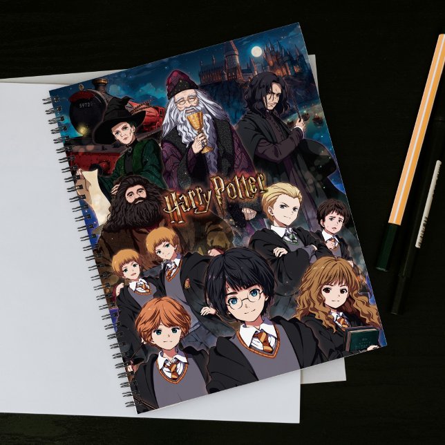 Carnet Scène de l'ensemble Anime HARRY POTTER™ (Notebook on desk)